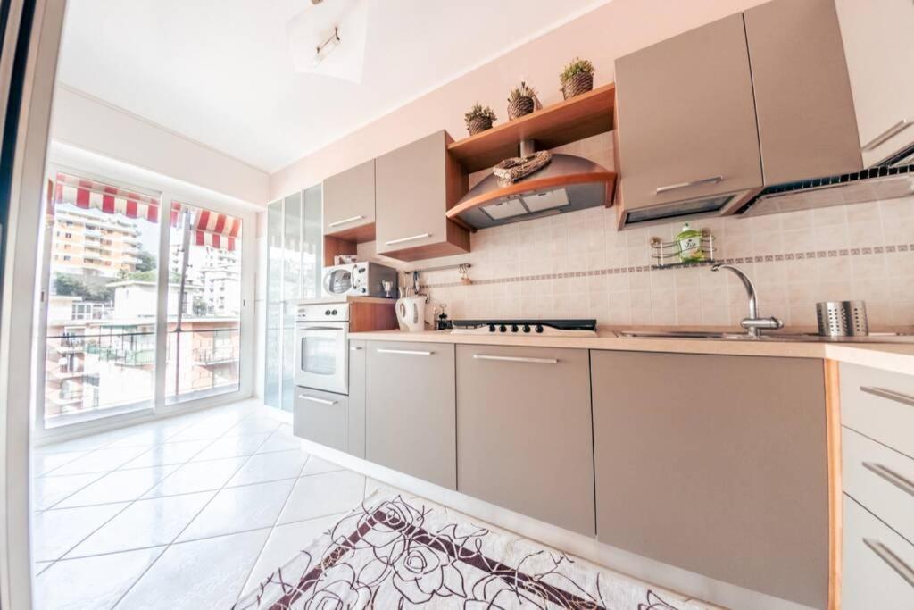 Apartamento Casa Luca Flexyrent - Parking - A C - WiFi Rapallo Exterior foto